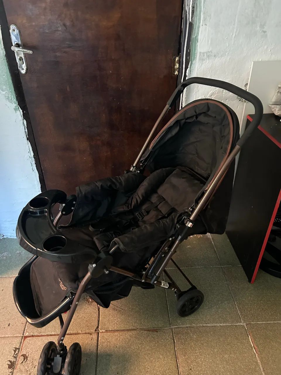 Carinho com bebê conforto 