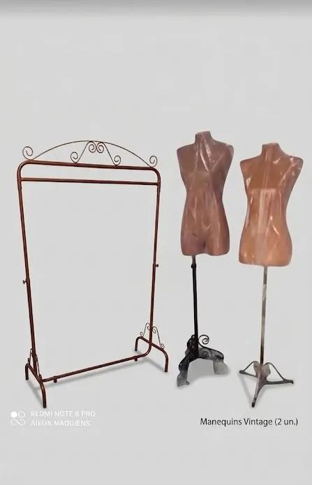 Kit de manequim e arara