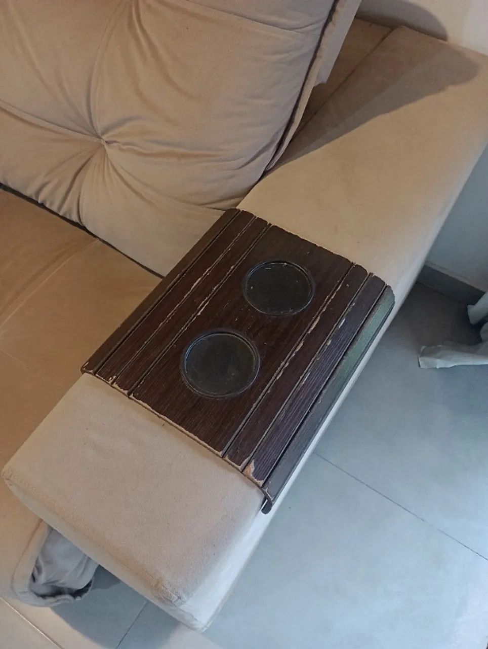 Sofá chaise retrátil, 2 lugares e encosto reclinável+ puff para pés. - Foto 4