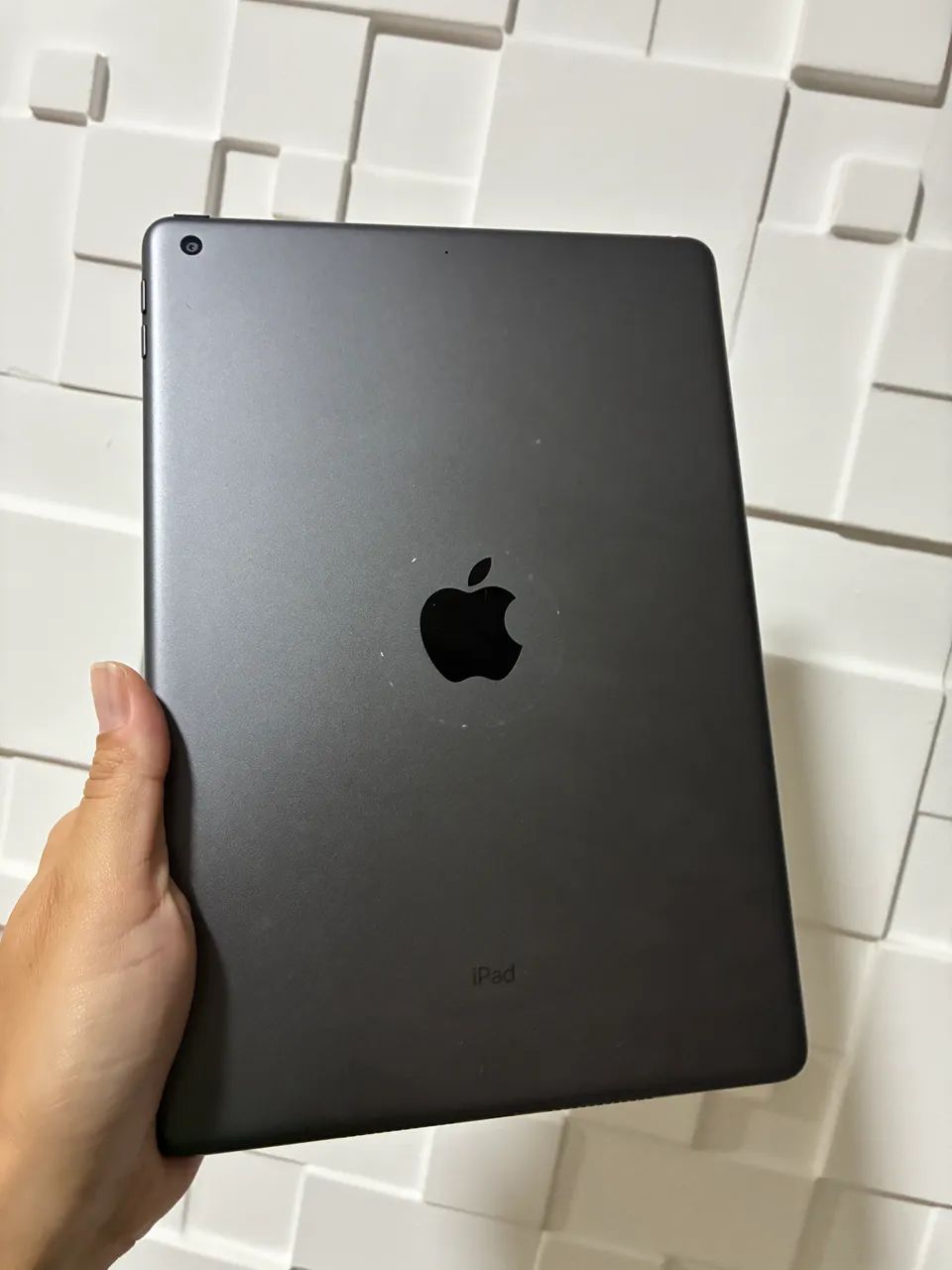 iPad 7 Geração 32GB Novinho Com Caixa e Manual - Foto 2