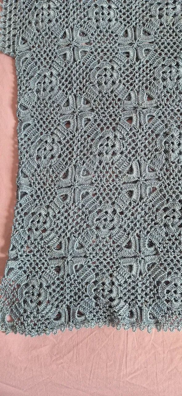 Blusa de croché, tamanho M, a R$ 60,00. - Foto 5