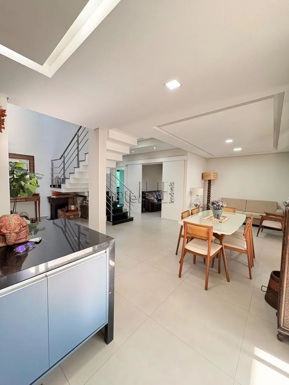 Sobrado à venda em Campinas, Swiss Park, com 4 suítes, com 329 m² - Foto 3