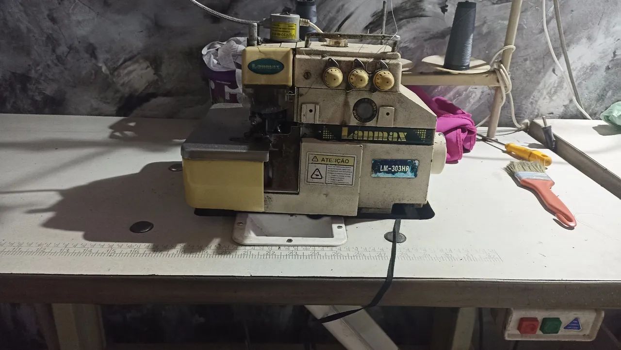 Máquina de costura  - Foto 4
