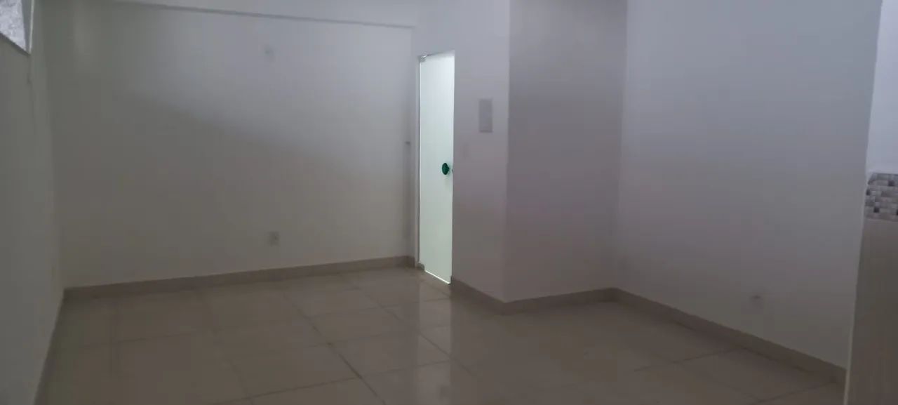 Sala para locação 50 m , 2.000,00/ mes.