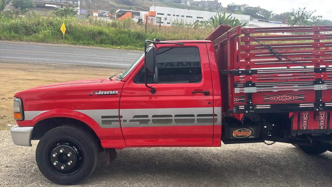 F4000 em perfeito estado! Aceito troca - Foto 4