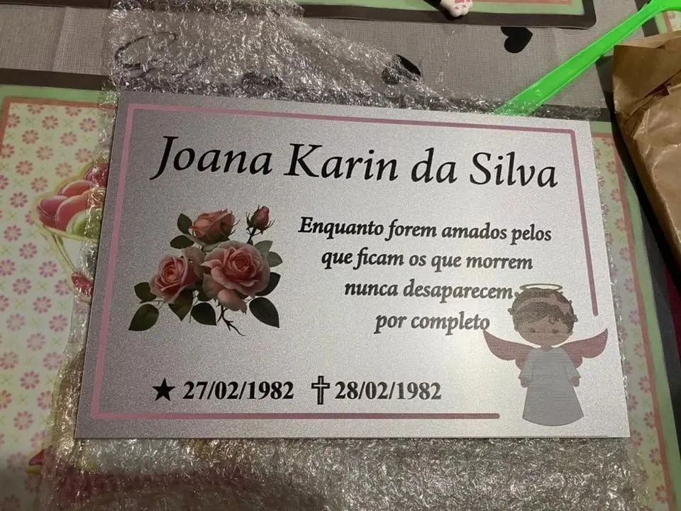 Placa de Tumulo em ACM medindo 30 x 20 cm - Foto 5