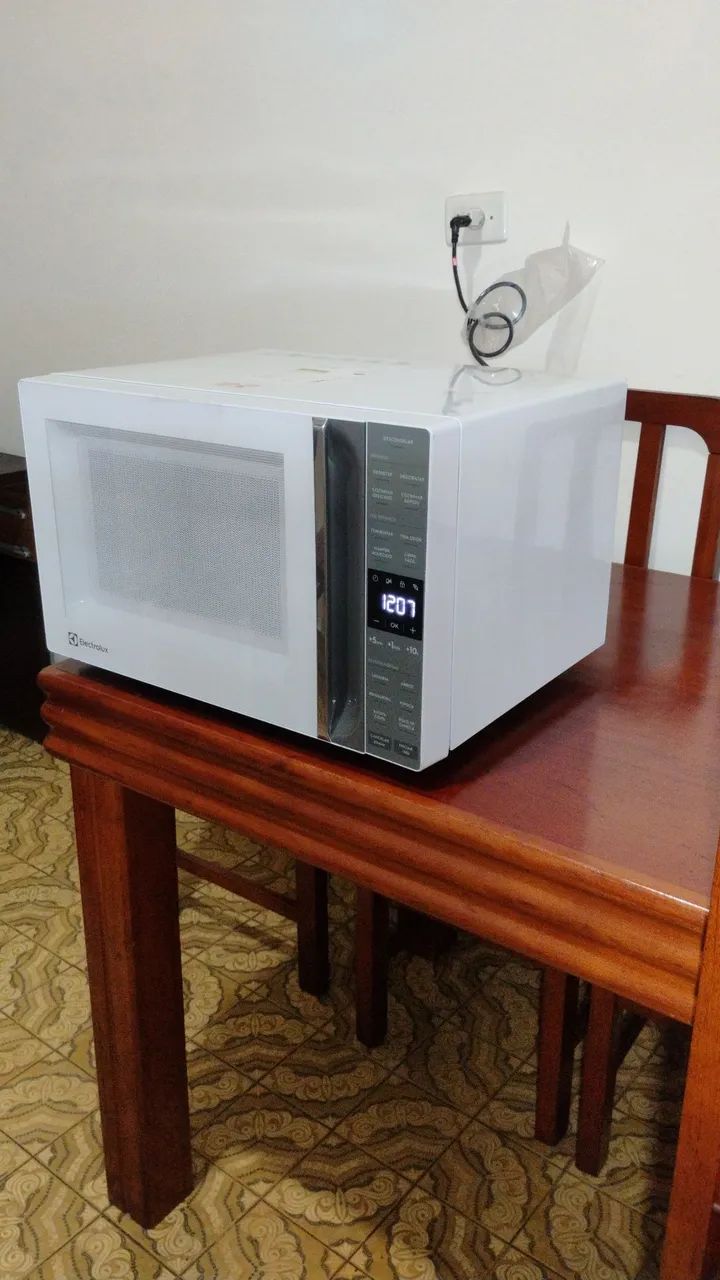 Micro-ondas Electrolux 36 l 220v - Foto 3