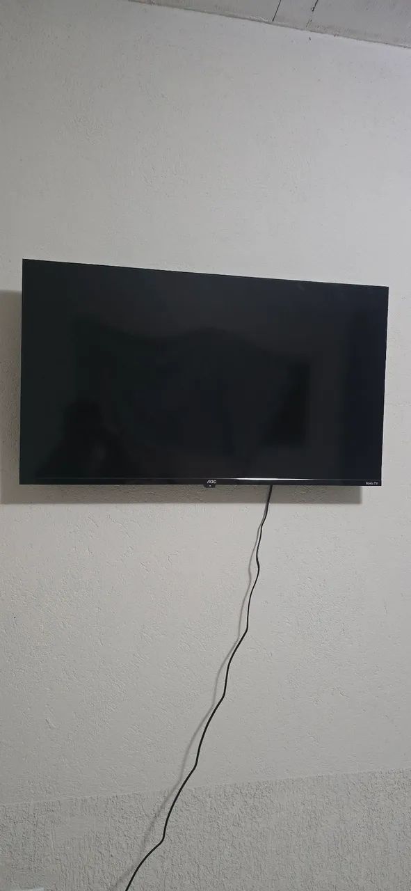 Tv AOC 40 polegadas perfeito estado ,usada dois dias.