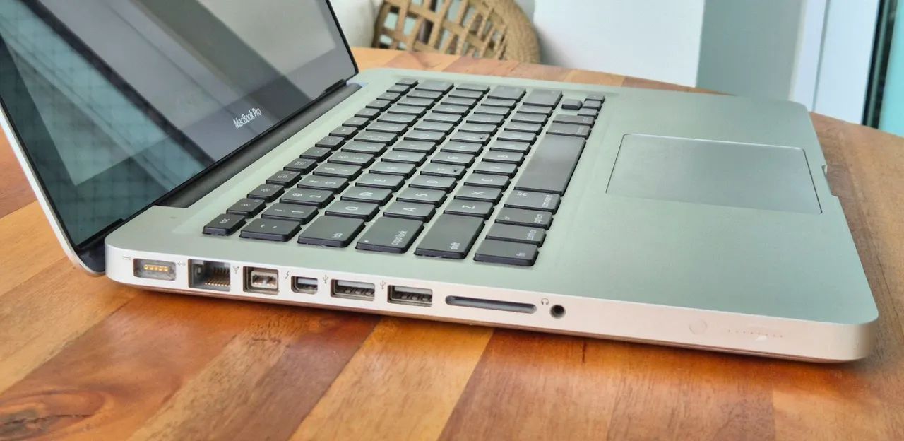 Fantástico Macbook Pro Mid 2012 - 14