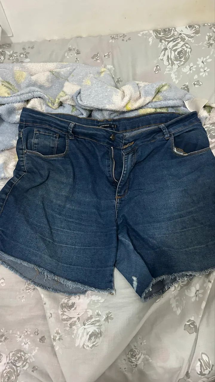Vendo short jeans feminino TAM 46