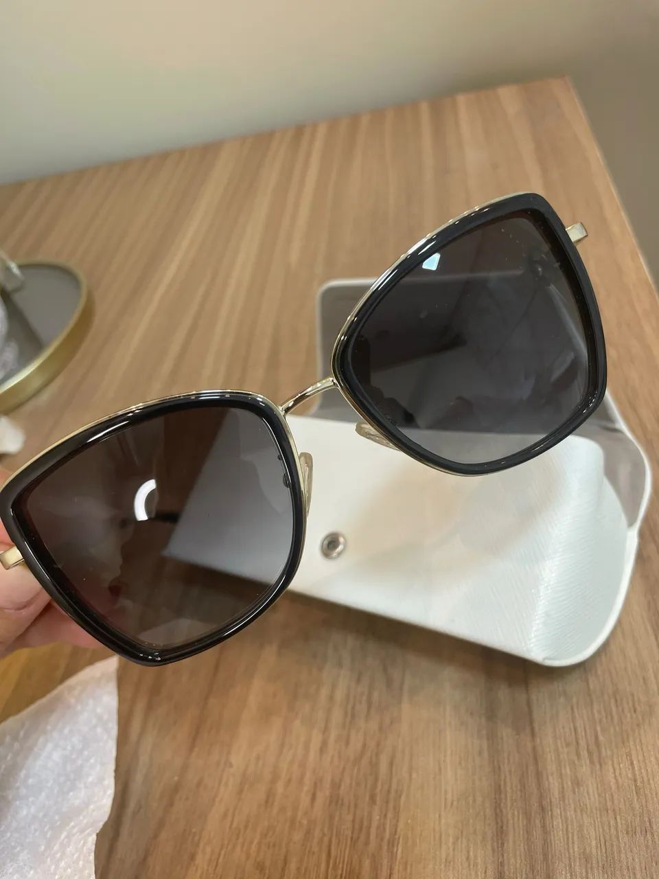 Vende-se Óculos Original Michael Kors - Foto 2