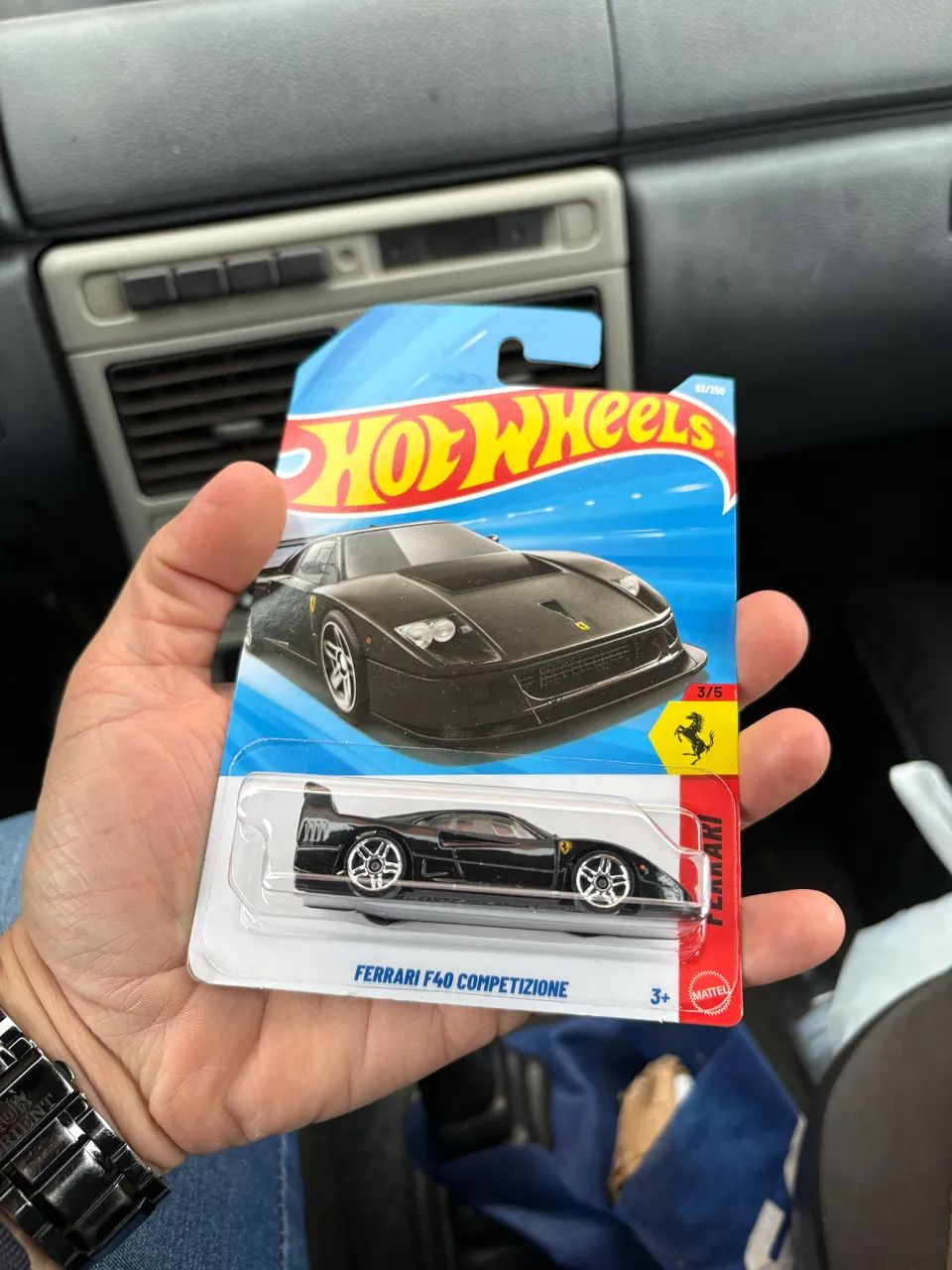 Kit com 5 Hotwheels  - Foto 4