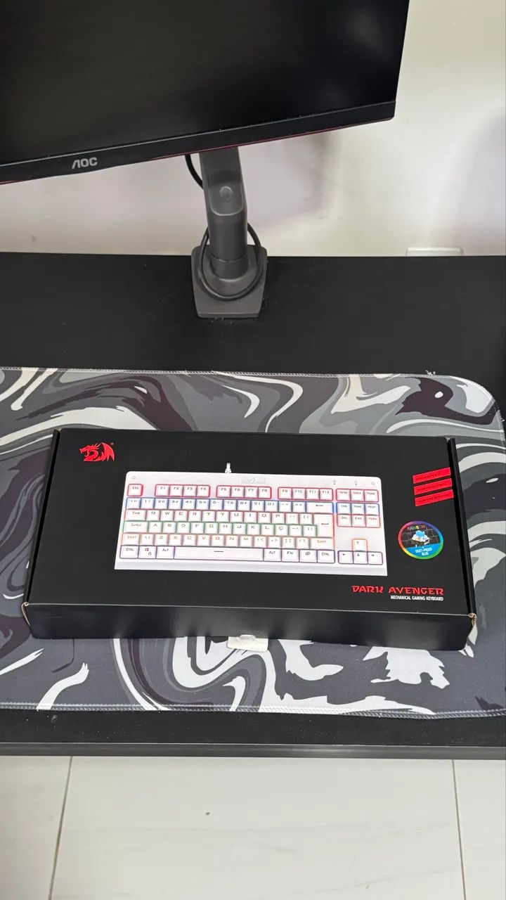 Teclado Redragon K568-W 