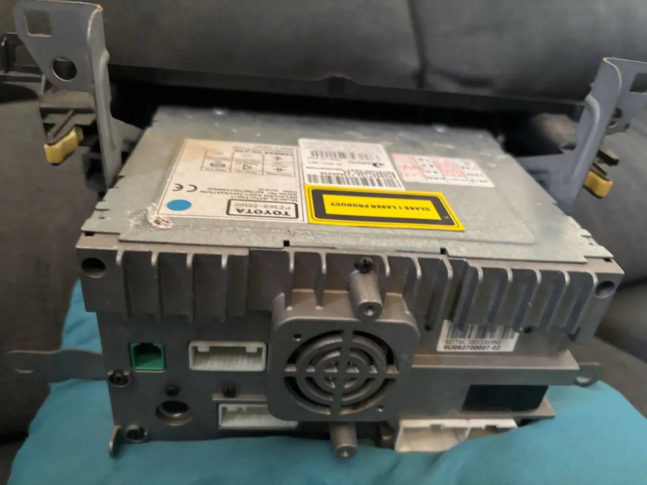 Som Original RAV4 2014 - Foto 3