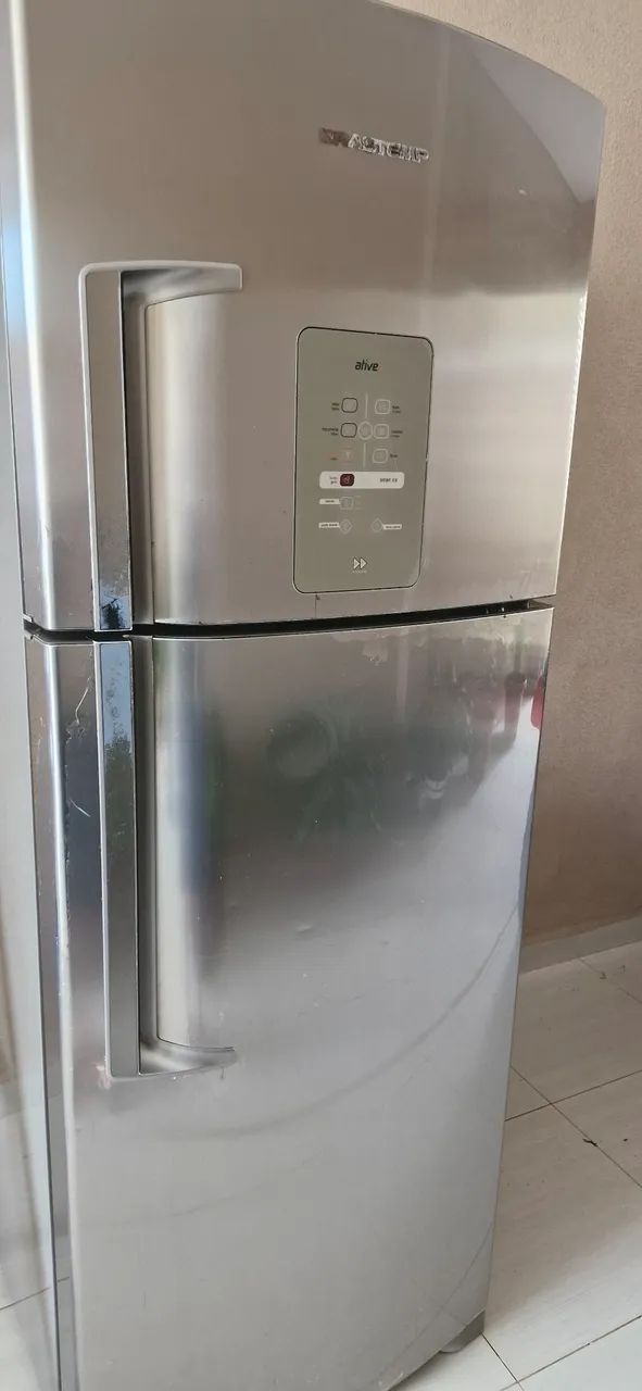 Geladeira BRASTEMP MODELO BRM5RANA
