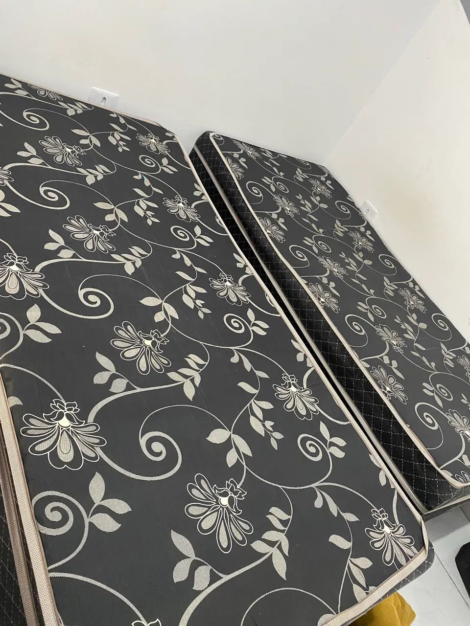 Vendo 2 cama solteiro uso a 6 meses! - Foto 3