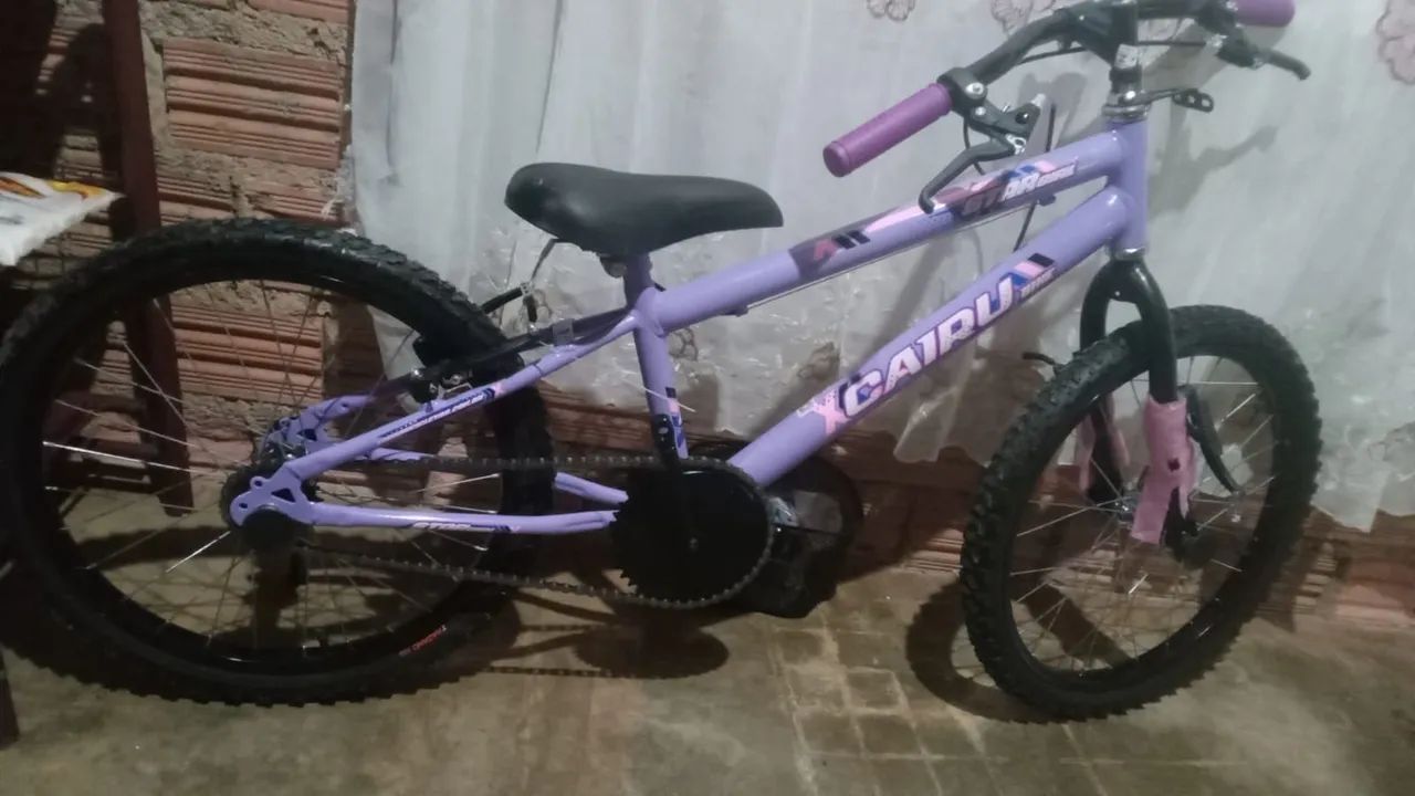 Vendendo bicicleta 