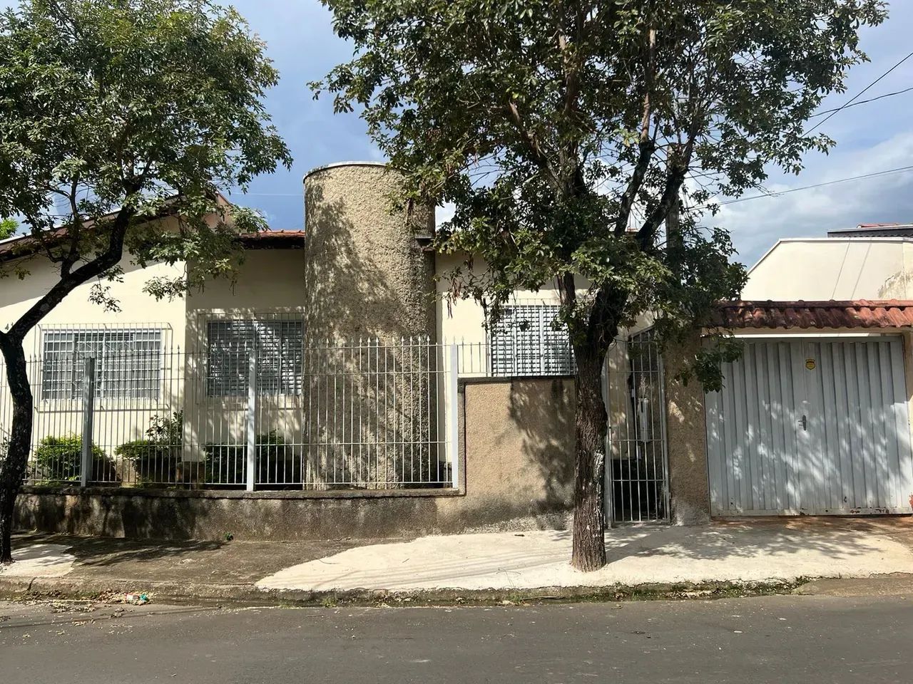 Casa para venda com 105 metros quadrados com 3 quartos - Foto 2