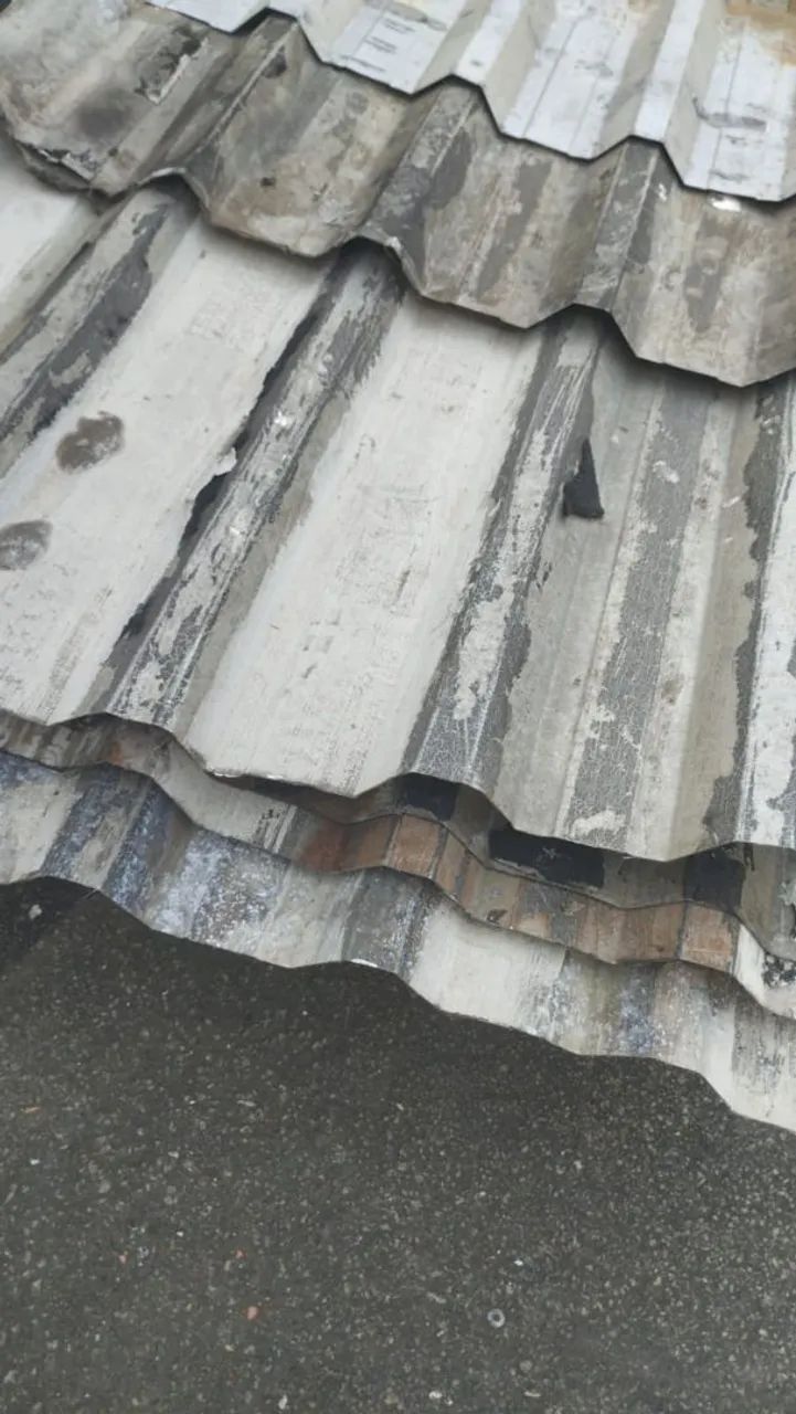 Telha de zinco usado em bom estado