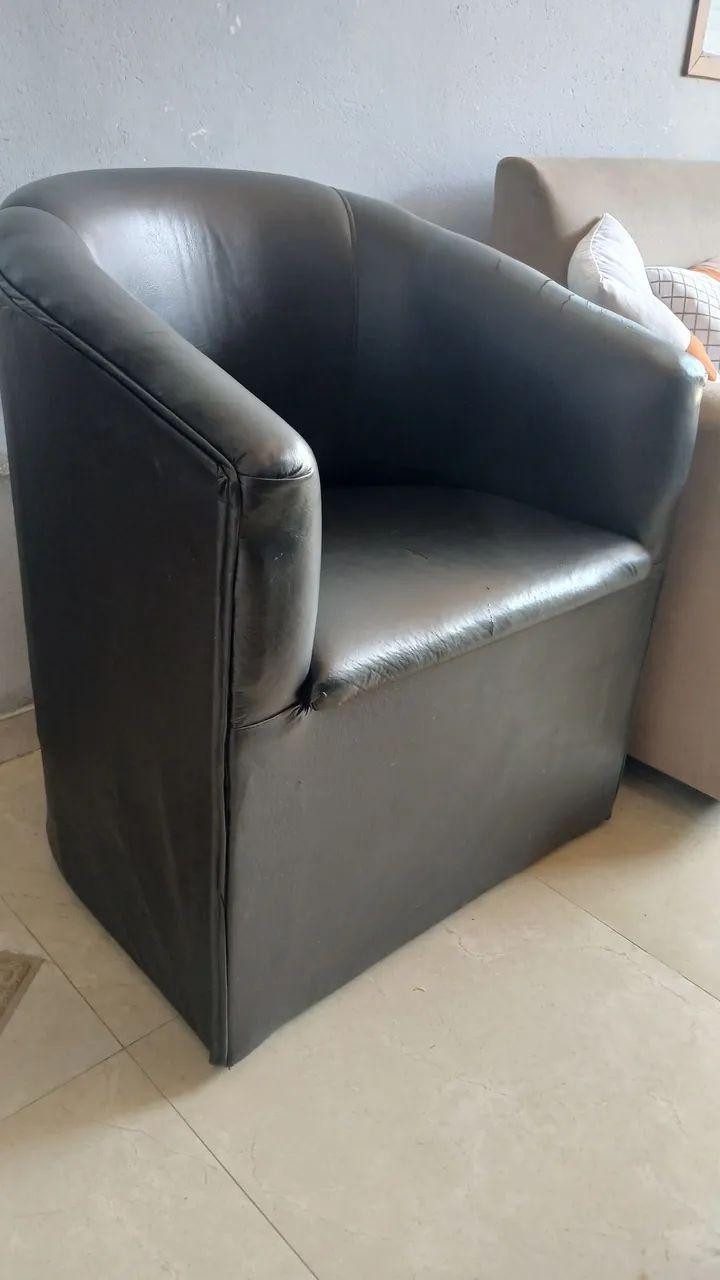 2 Poltronas para salão 