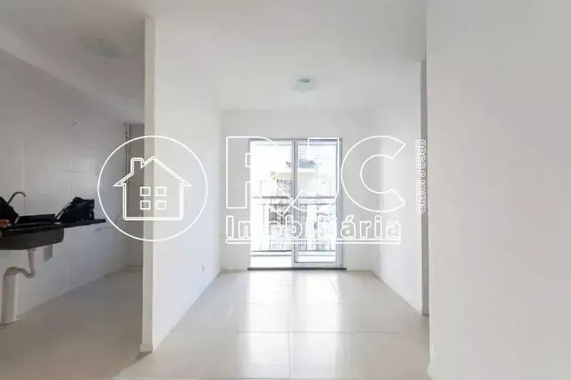 Excelente oportunidade para morar ou investir! Imóvel à venda com 45 m², 2 quartos, no And