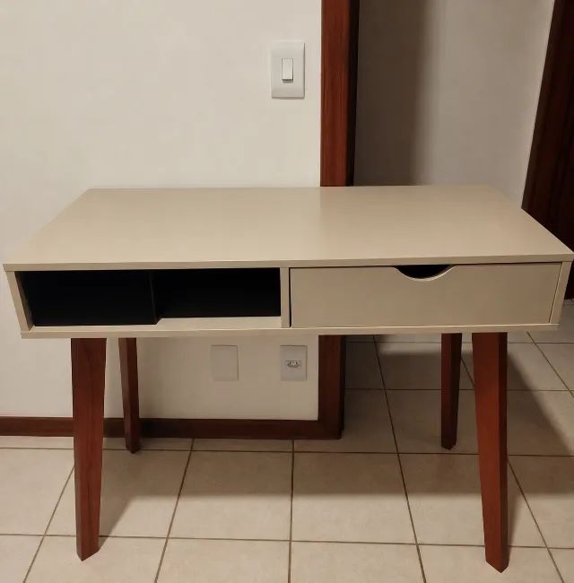 Mesa Tok Stok
