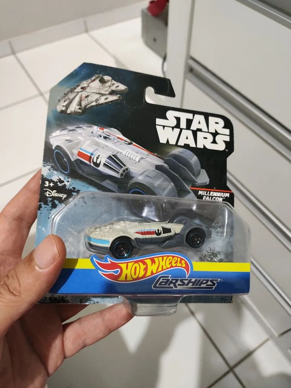 Hotwheel Millenium Falcon - Foto 4