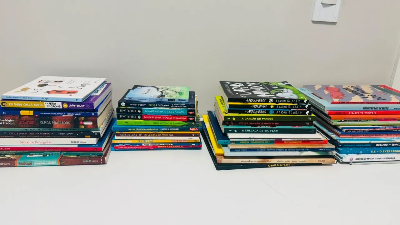 VENDO LIVROS INFANTO JUVENIS - Foto 3