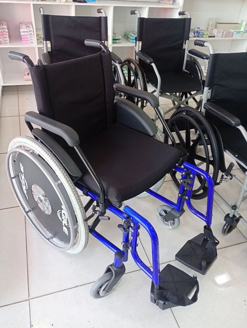 Cadeira de Rodas Agile Azul 