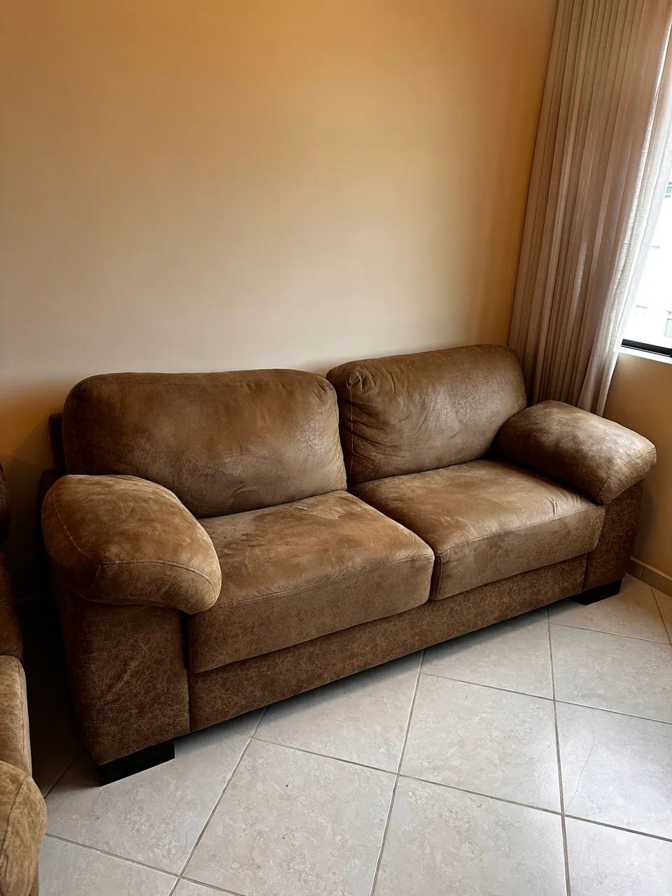 Conjunto de Sofás Luxo Suede - Foto 2