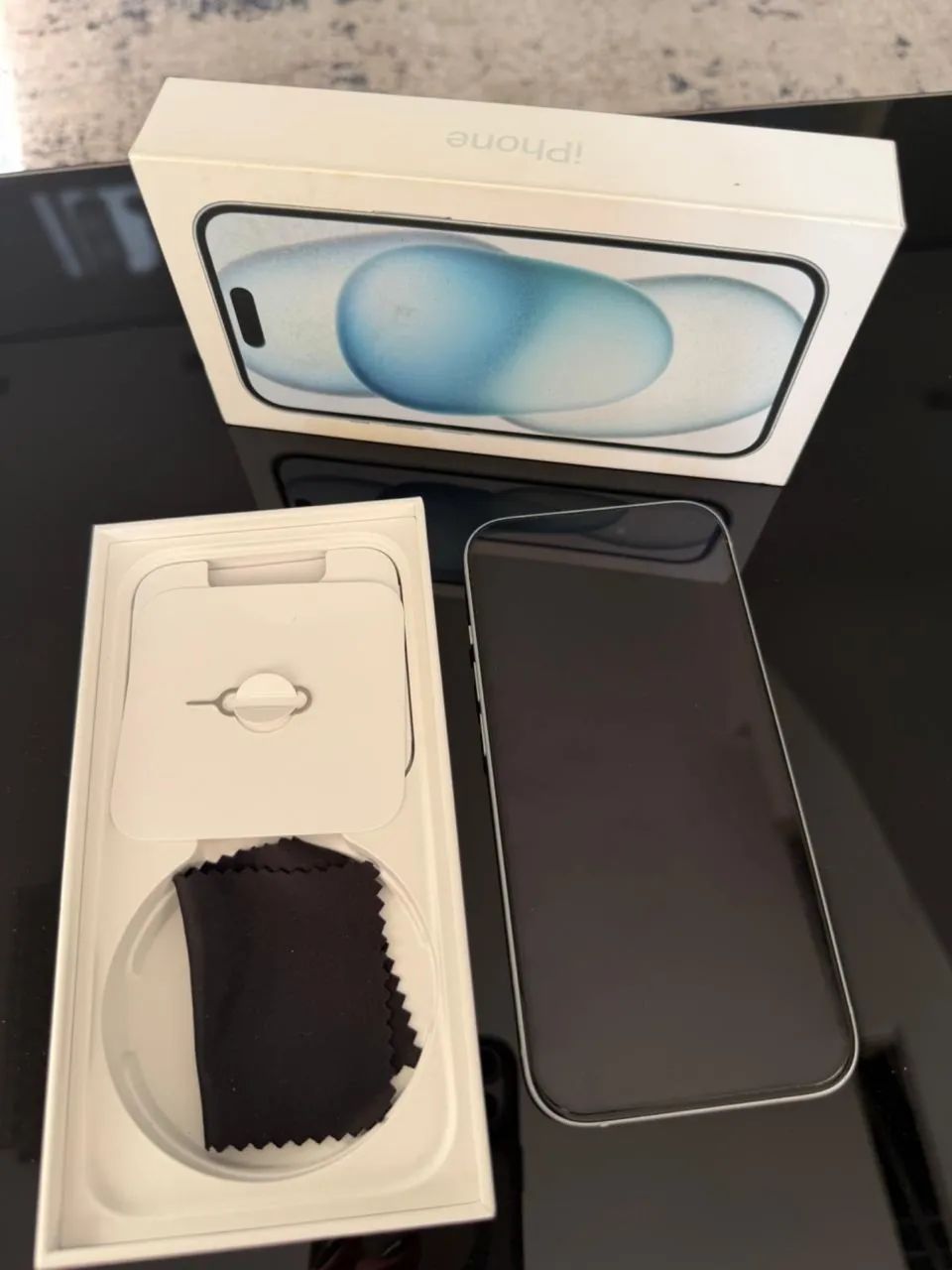 iPhone 15 perfeito estado 