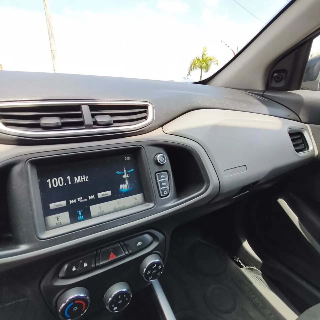 Chevrolet Onix Hatch LT 1.4 8V Flex Power Aut. 4P, foto 7 de 11
