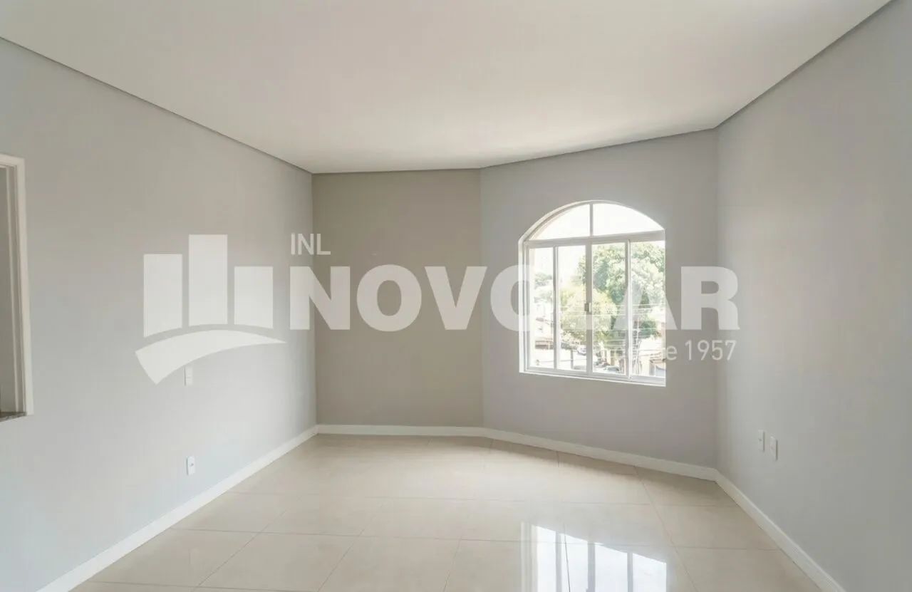 Comercial em Santana com 275 m²