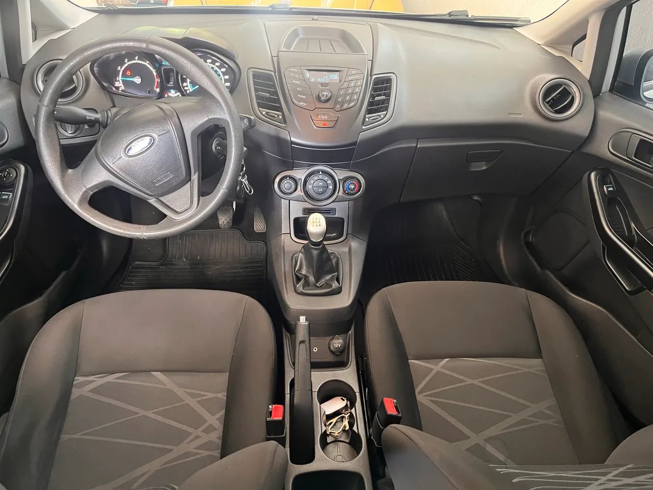 Ford Fiesta 1.5 16V Flex Mec. 5P 2016