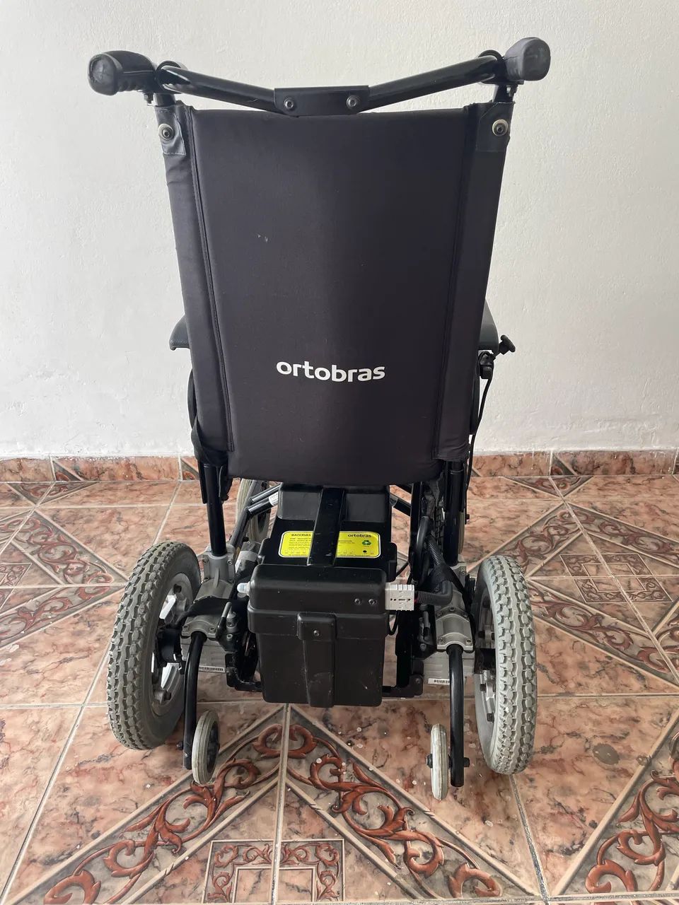 Vendo Cadeira de Rodas elétrica  - Foto 2