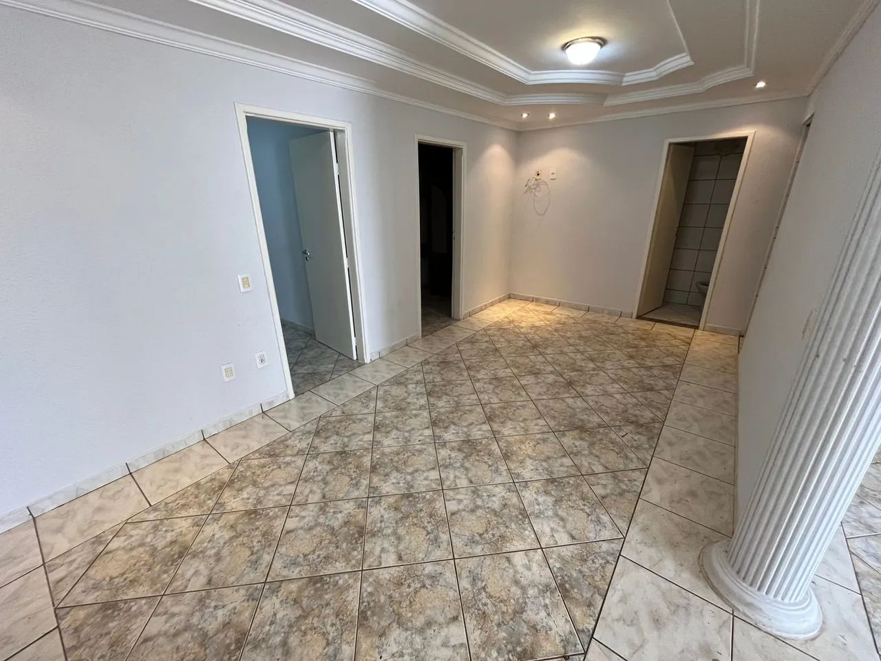 CHACARA COM 04 QUARTOS SENDO 2 SUITES NO SETOR VILA MORAIS - Foto 5