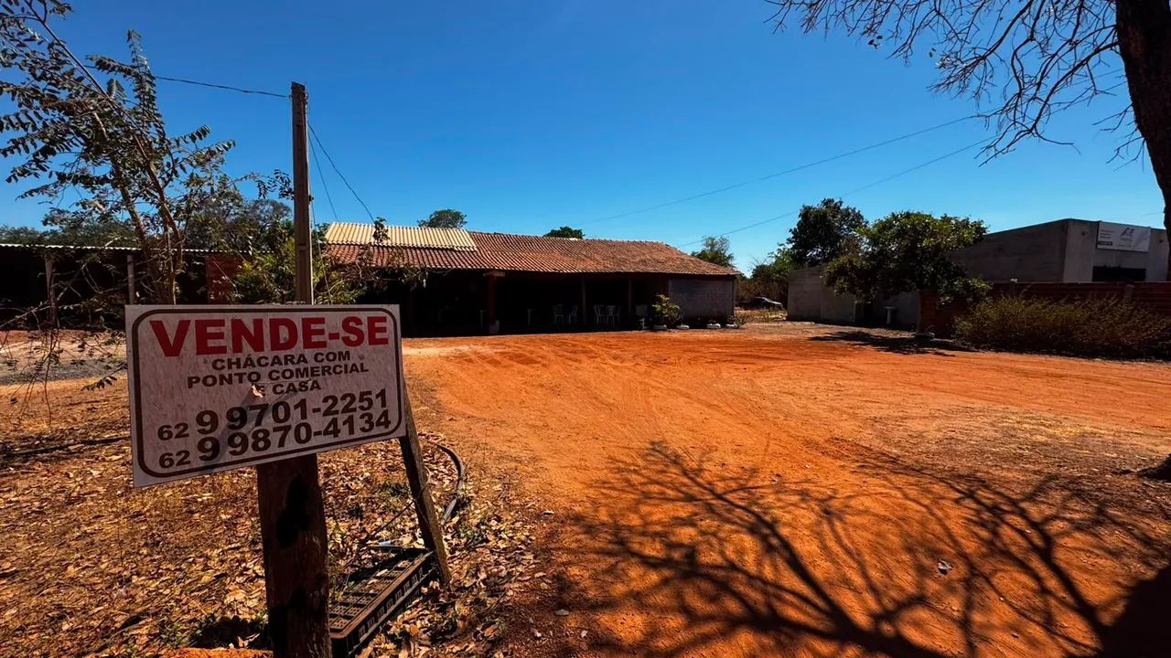 Vendo chácara com ponto comercial  - Foto 2