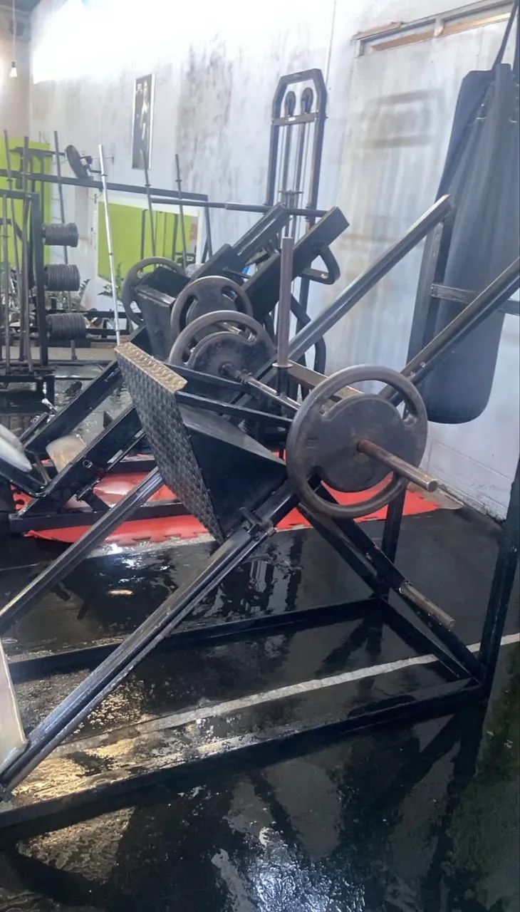 Vendo academia de musculação completa  - Foto 2