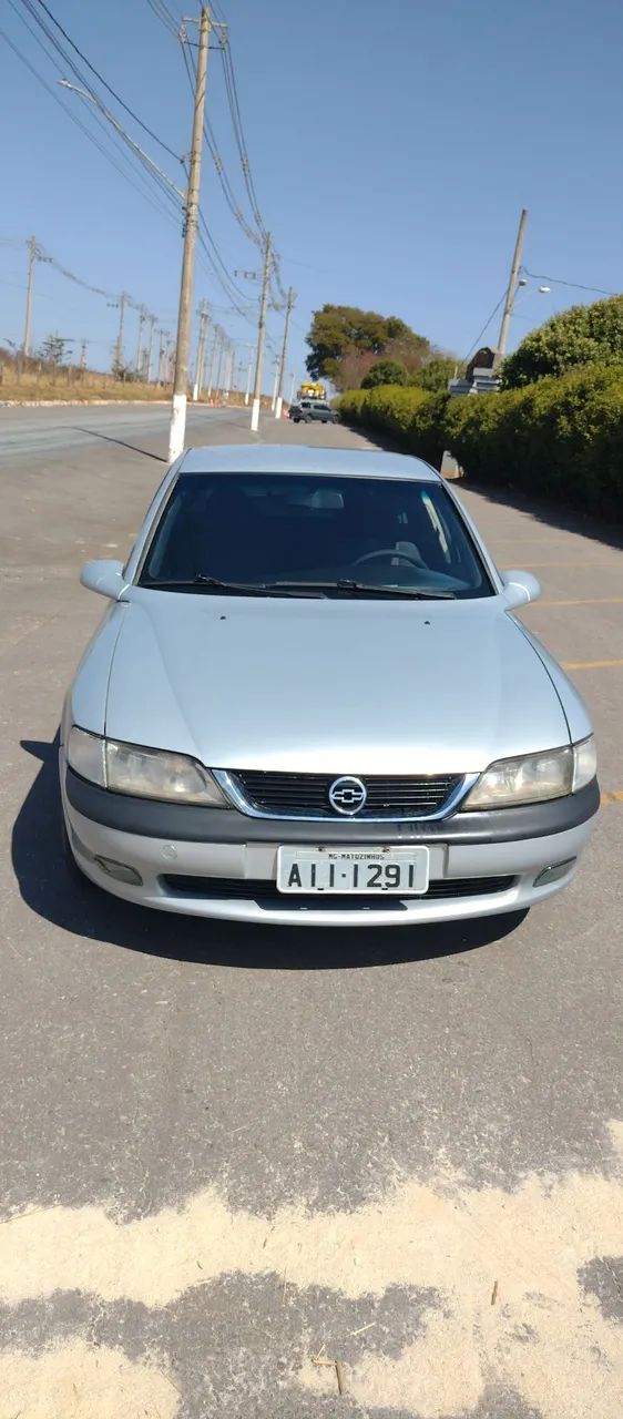 Chevrolet Vectra GL 2.2 / 2.0 MPFI 1999