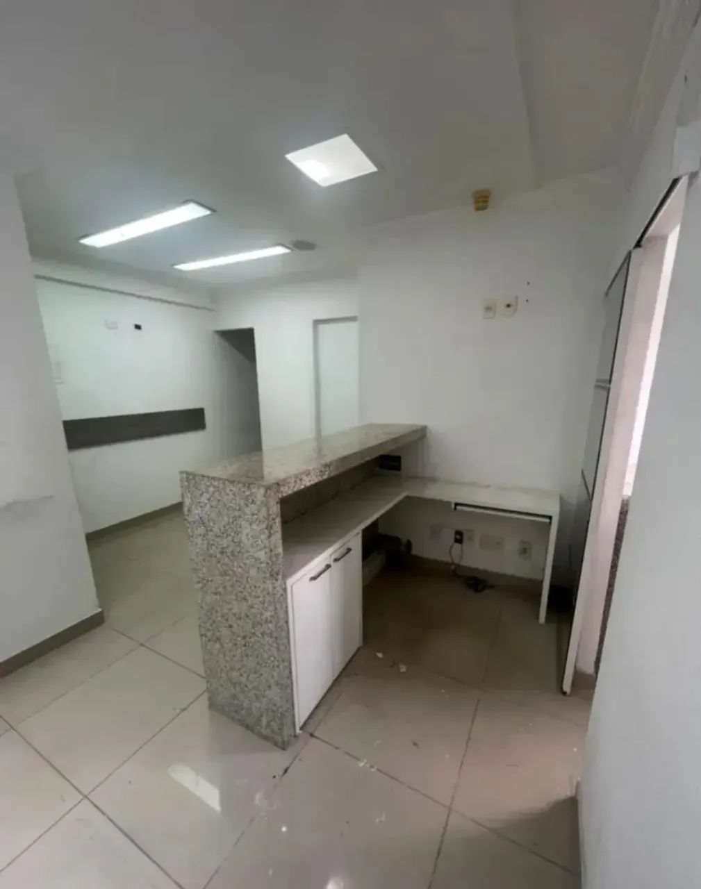 Ponto comercial em Porto - Oportunidade!! - Foto 4