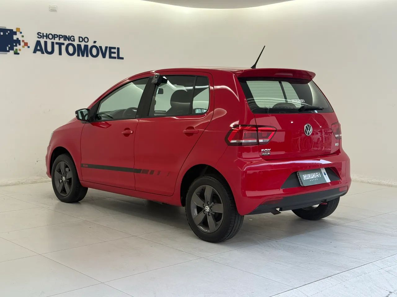 Volkswagen Fox RUN 1.6 Flex 8V 5P 2017 - Foto 4