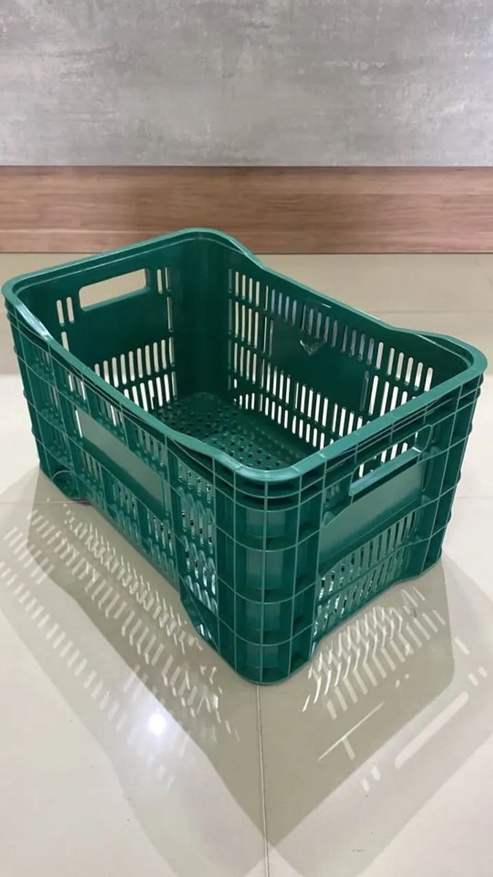 Caixas agrícolas na cor verde R$39,00
