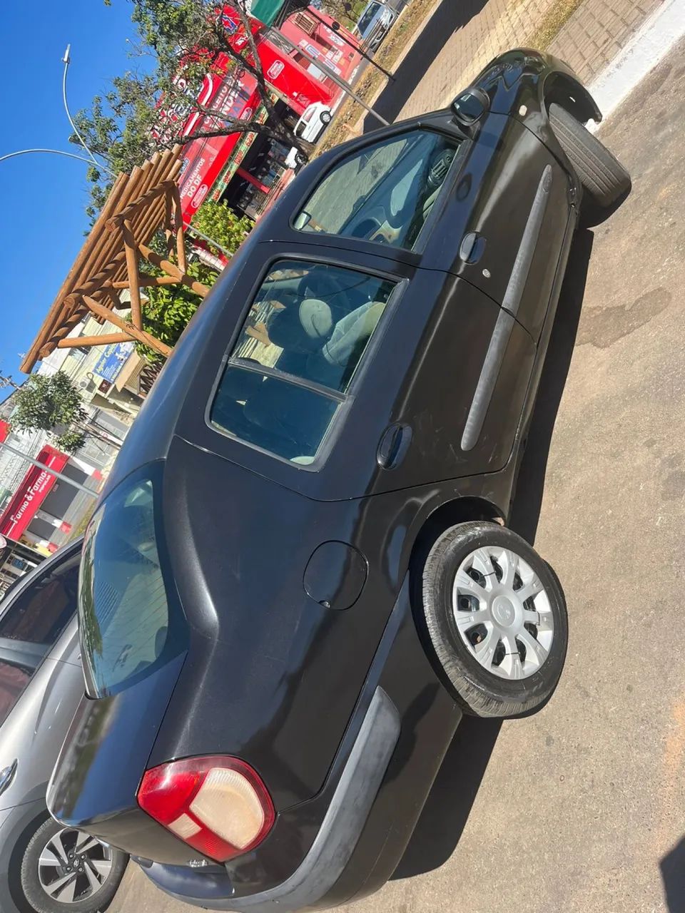 Renault Clio Sed. Privilège Hi-flex 1.6 16V 4P 2006 - Foto 4