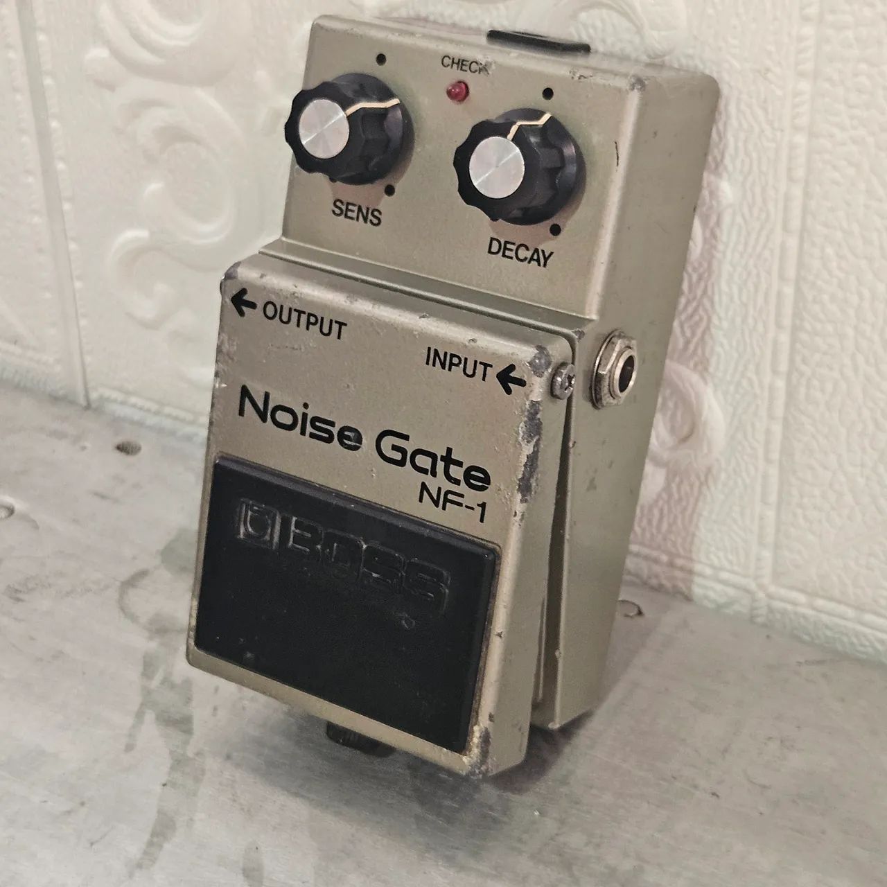 Pedal Boss Noise Gate NF-1 - JAPAN - Instrumentos musicais