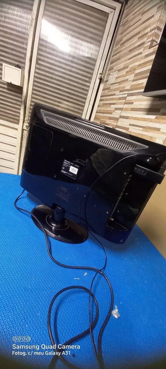 Monitor  22"  - Foto 5