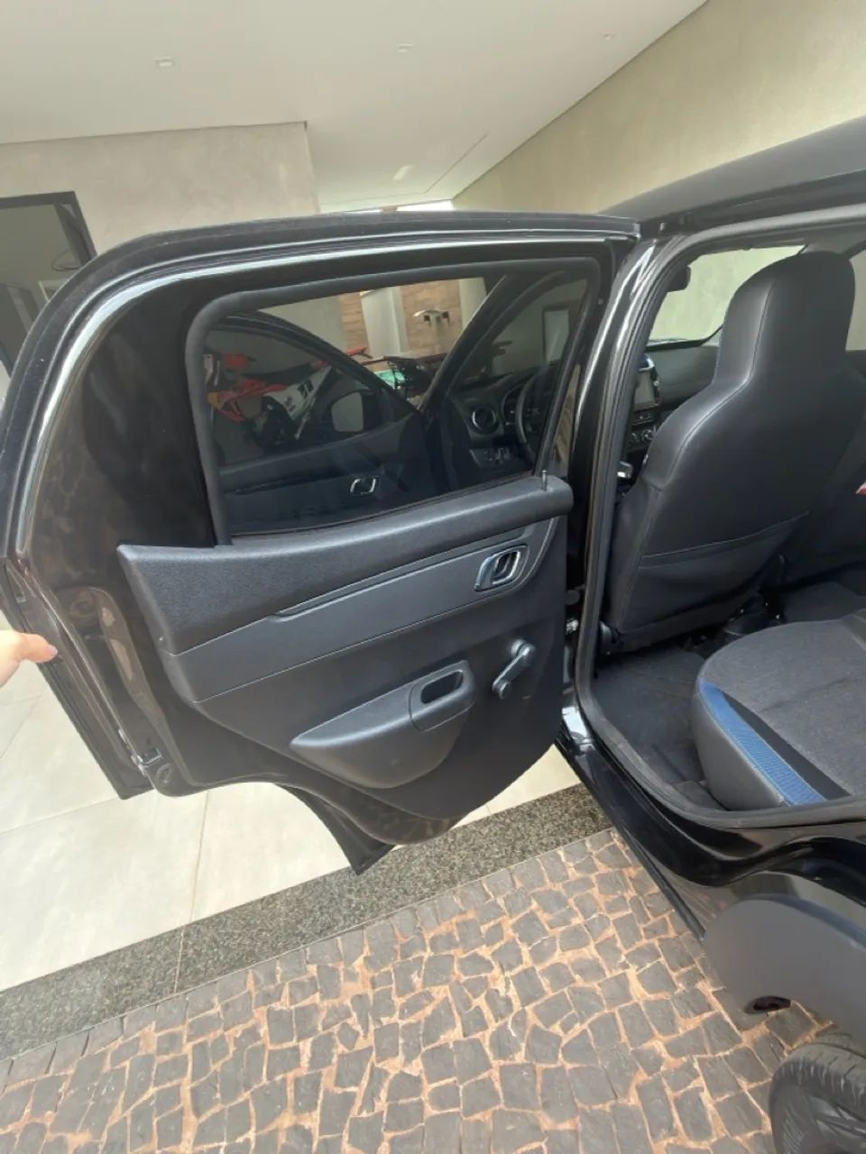 Renault Kwid Intense 1.0 Flex 12V 5P Mec. 2024 - Foto 4