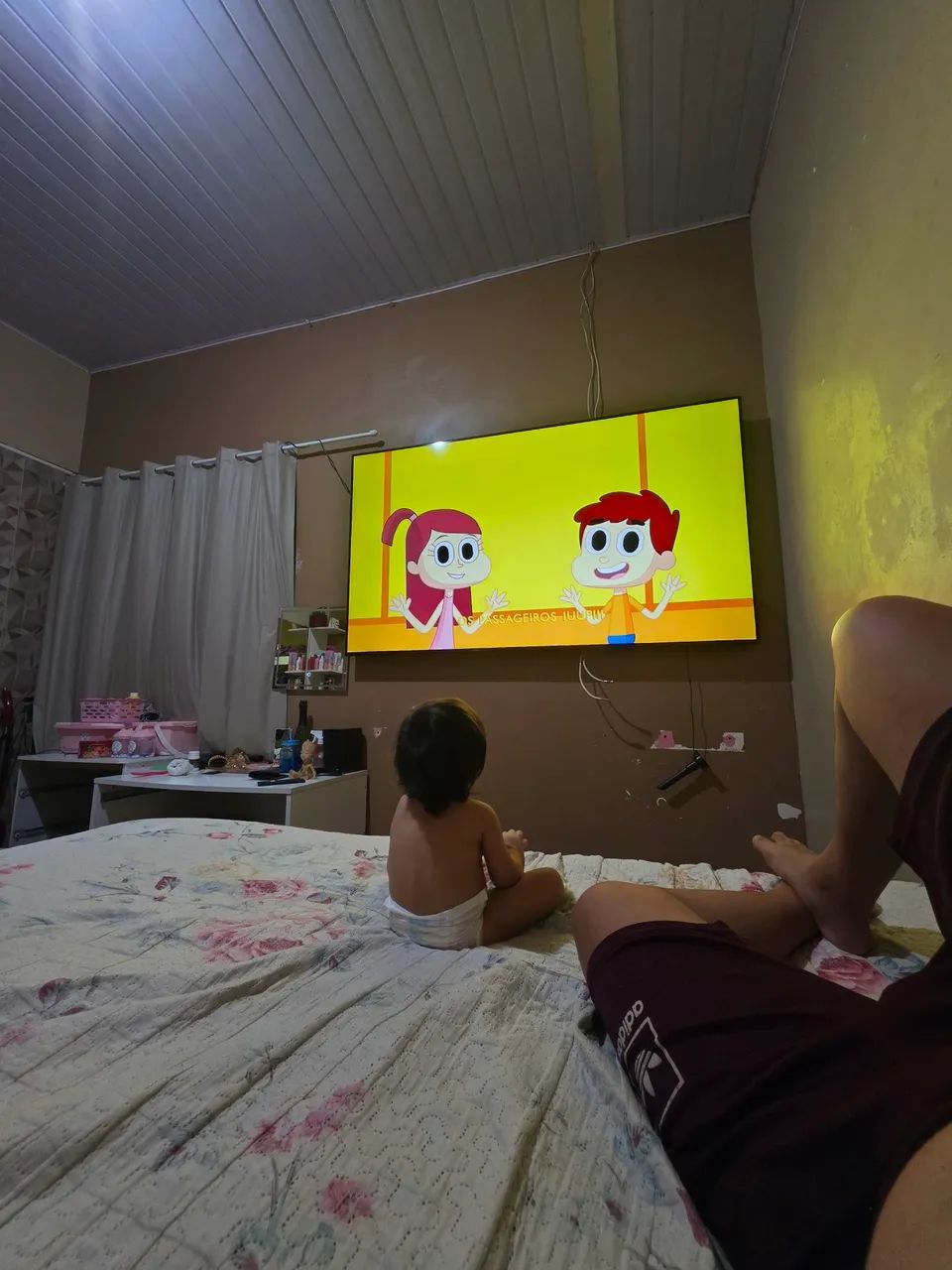 TV Samsung 75 Crystal UHD 4K U8600f - Foto 2