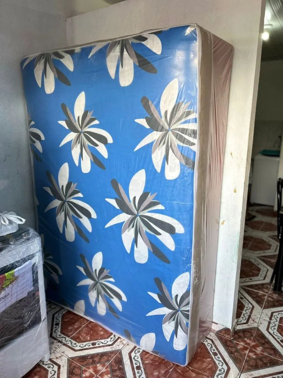 Cama box casal acolchoada. - Foto 4