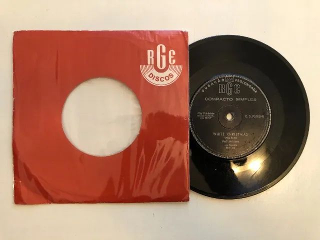 2 Discos De Natal - Pat Boone: White Christmas + Coral - Vinil Compacto - Foto 2