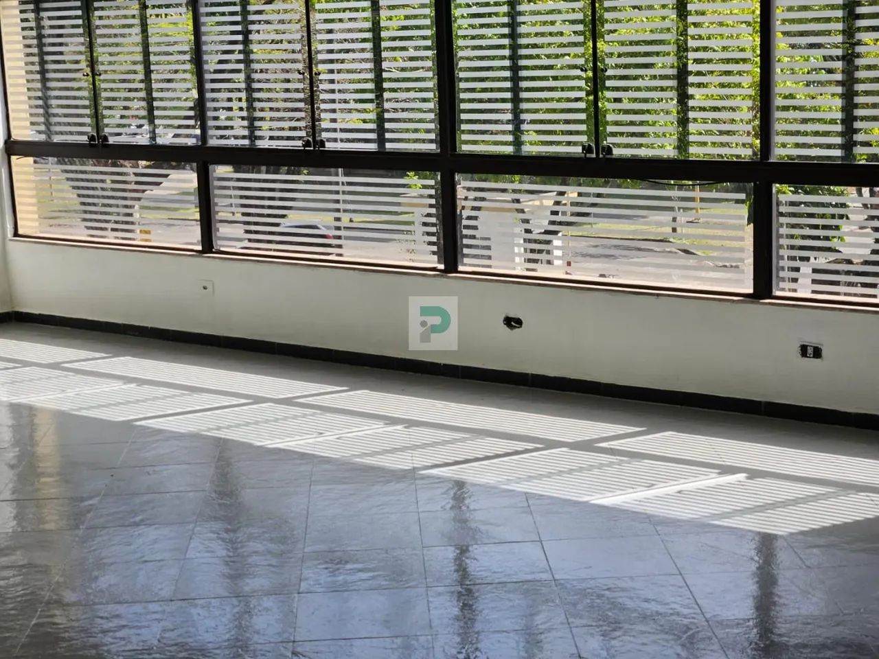 Sala Comercial para Locação em Mogi das Cruzes, Centro, 1 banheiro - Foto 4